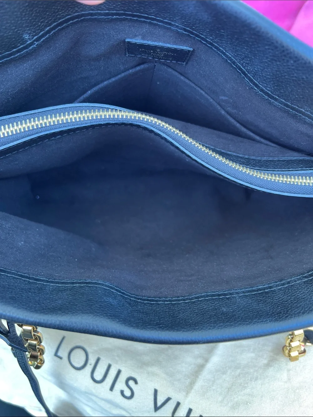 ✨Louis Vuitton Pallas Shopper Tote with Black Trim and Gold Chain Handles✨ - Picture 9 of 13